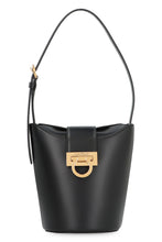 Load image into Gallery viewer, Trifolio leather shoulder bag
