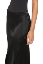 Load image into Gallery viewer, Satin midi skirt
