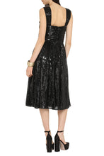 Carica l&#39;immagine nel visualizzatore di Gallery, Abito in paillettes
