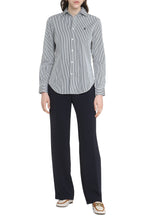 Carica l'immagine nel visualizzatore di Gallery, Camicia in cotone a righe
