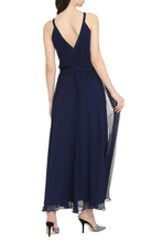 Load image into Gallery viewer, Midi viscose dress
