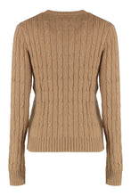 Load image into Gallery viewer, Sweater in cable knit
