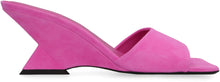 Carica l'immagine nel visualizzatore di Gallery, Mules Cheope in suede
