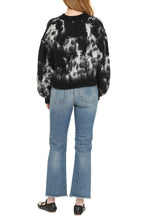 Load image into Gallery viewer, Wool crew-neck sweater
