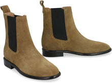 Carica l'immagine nel visualizzatore di Gallery, Chelsea boots Galna in suede
