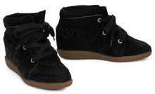 Load image into Gallery viewer, Sneaker Bobby with wedge
