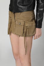 Load image into Gallery viewer, Fay mini skirt
