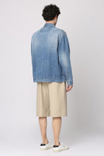 Carica l'immagine nel visualizzatore di Gallery, Camicia de-Nîmes in denim
