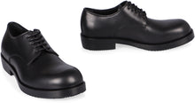 Carica l'immagine nel visualizzatore di Gallery, Scarpe stringate in pelle
