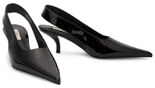 Carica l'immagine nel visualizzatore di Gallery, Pumps con cinturino in vernice
