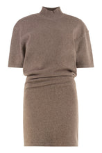 Carica l&#39;immagine nel visualizzatore di Gallery, Abito in maglia Castagna
