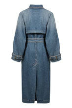Carica l'immagine nel visualizzatore di Gallery, Trench coat in denim
