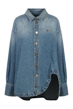 Carica l'immagine nel visualizzatore di Gallery, Overshirt Diana in denim
