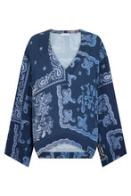 Carica l'immagine nel visualizzatore di Gallery, Blusa ampia con stampa paisley
