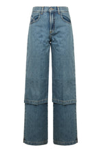 Carica l'immagine nel visualizzatore di Gallery, Jeans wide-leg a cinque tasche
