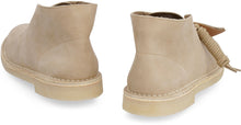 Carica l'immagine nel visualizzatore di Gallery, Desert boots in suede
