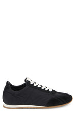 Carica l'immagine nel visualizzatore di Gallery, Sneakers in nylon riciclato e pelle scamosciata

