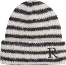Carica l'immagine nel visualizzatore di Gallery, Cappello Okapi in maglia
