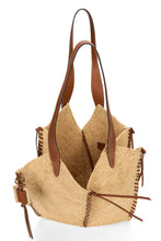 Carica l'immagine nel visualizzatore di Gallery, Borsa tote in raffia con inserti in pelle
