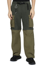 Carica l'immagine nel visualizzatore di Gallery, Moncler x Pharrell Williams - Pantaloni in nylon tecnico
