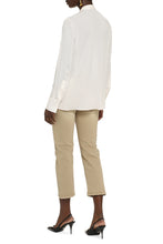 Carica l'immagine nel visualizzatore di Gallery, Blusa in seta con collo foulard
