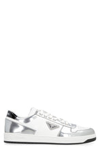 Load image into Gallery viewer, District leather low-top sneakers
