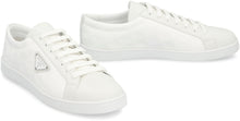 Carica l'immagine nel visualizzatore di Gallery, Sneakers low-top in pelle e tessuto
