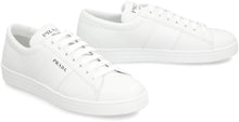 Carica l'immagine nel visualizzatore di Gallery, Sneakers low-top in pelle
