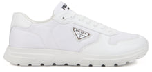 Carica l'immagine nel visualizzatore di Gallery, Sneaker in tessuto con inserti in pelle
