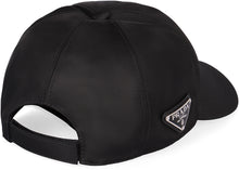 Carica l'immagine nel visualizzatore di Gallery, Cappello in Re-Nylon
