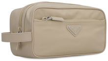 Carica l'immagine nel visualizzatore di Gallery, Beauty case in Re-nylon
