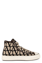 Carica l'immagine nel visualizzatore di Gallery, Valentino Garavani - Sneakers high-top Totaloop in tessuto
