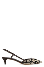 Load image into Gallery viewer, Valentino Garavani - Toile Iconographe motif pointy-toe slingback pumps
