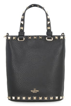 Carica l'immagine nel visualizzatore di Gallery, Valentino Garavani - Tote bag Rockstud in pelle martellata
