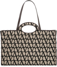 Carica l'immagine nel visualizzatore di Gallery, Valentino Garavani - Borsa shopping Le Troisième
