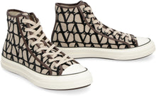 Carica l'immagine nel visualizzatore di Gallery, Valentino Garavani - Sneakers high-top Totaloop

