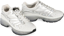 Carica l'immagine nel visualizzatore di Gallery, Valentino Garavani - Sneakers low-top MS-2960 in pelle e tessuto
