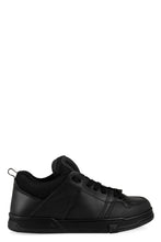 Carica l'immagine nel visualizzatore di Gallery, Valentino Garavani -  Sneakers low-top Open Skate in pelle e tessuto
