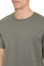 Carica l'immagine nel visualizzatore di Gallery, T-shirt Luca girocollo
