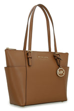 Carica l'immagine nel visualizzatore di Gallery, Tote bag Jet Set in pelle saffiano
