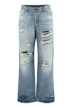 Load image into Gallery viewer, Destroyed straight leg jeans
