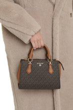 Load image into Gallery viewer, Marilyn PVC handbag

