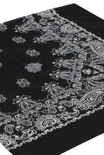 Carica l'immagine nel visualizzatore di Gallery, Foulard con stampa
