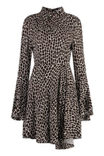 Carica l&#39;immagine nel visualizzatore di Gallery, Abito in crêpe stampato
