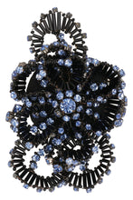 Load image into Gallery viewer, Floral metal brooch
