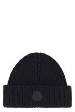 Carica l'immagine nel visualizzatore di Gallery, Cappello in maglia a costine con risvolto
