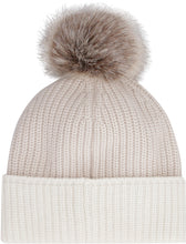Carica l'immagine nel visualizzatore di Gallery, Cappello in maglia a costine
