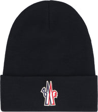 Carica l'immagine nel visualizzatore di Gallery, Cappello in maglia a costine
