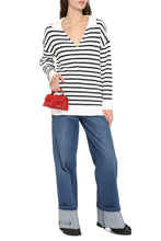 Carica l'immagine nel visualizzatore di Gallery, Maglione in cotone con scollo a V
