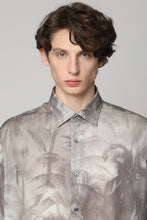 Carica l'immagine nel visualizzatore di Gallery, Camicia a maniche corte stampata
